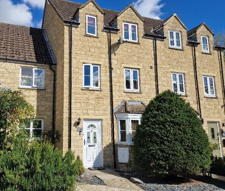 Property photo 1 of 19 Front