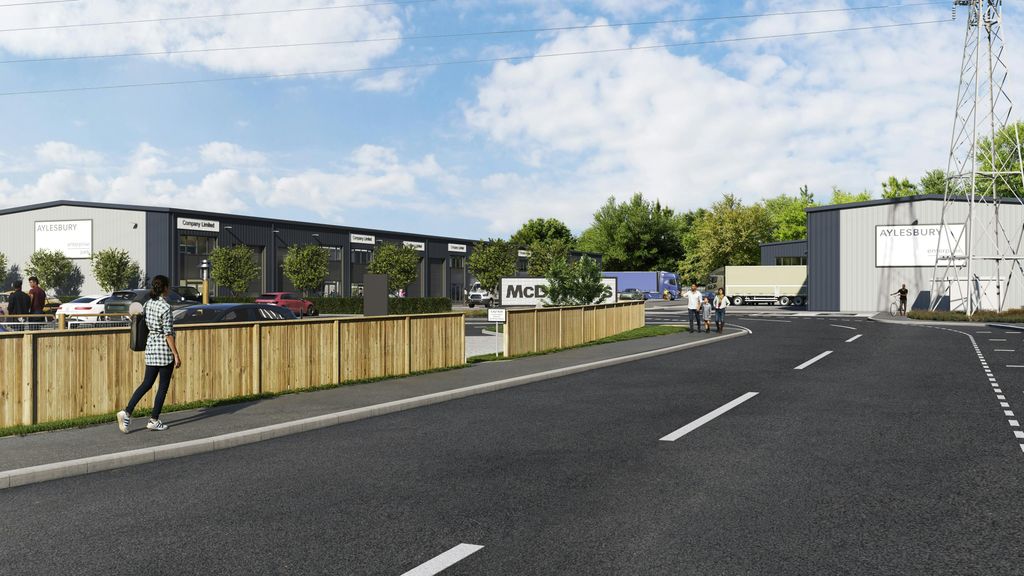 Property photo 3 of 14 B3A020 Stocklake View 2 002.Jpg