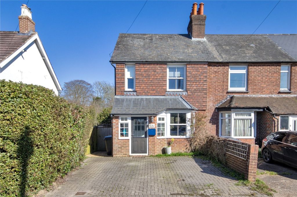 Property photo 1 of 17 Newton Cottage