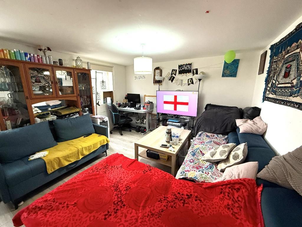 Property photo 3 of 7 Photo 3