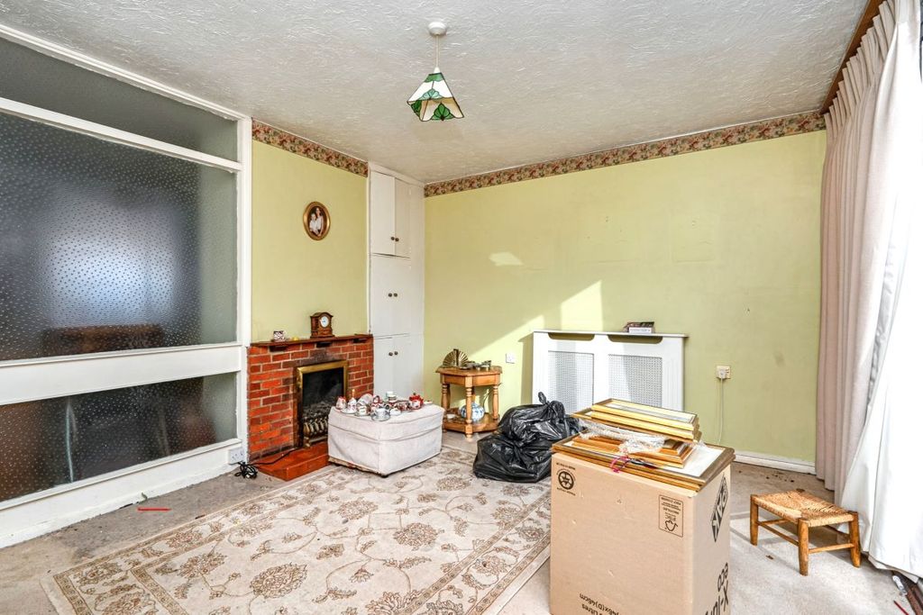 Property photo 3 of 16