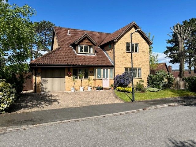 Property photo 1 of 21 Front External