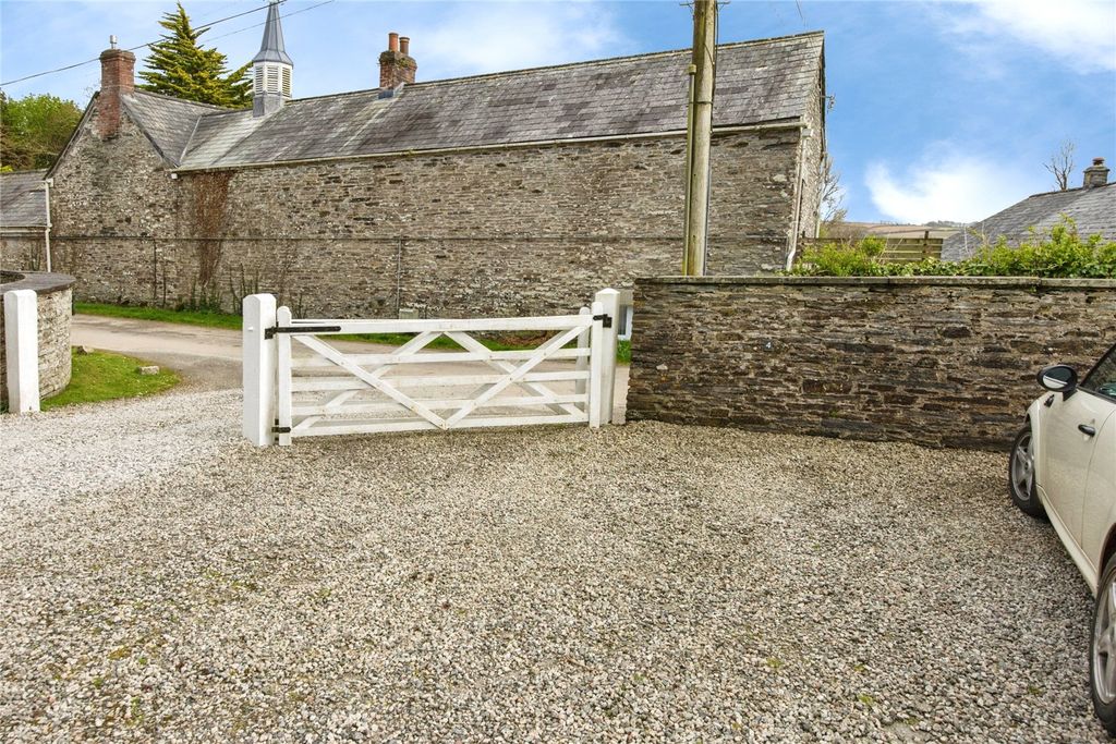 Property photo 3 of 17 Picture No. 27