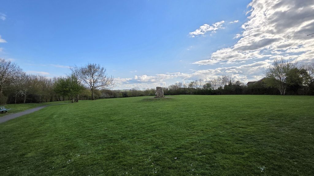 Property photo 3 of 3