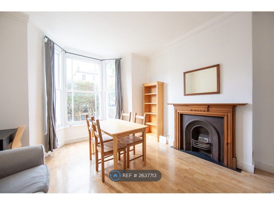 Property photo 3 of 10