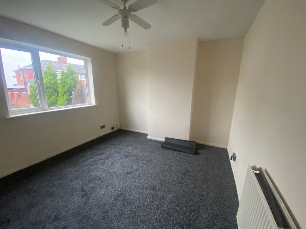 Property photo 2 of 17 Image
