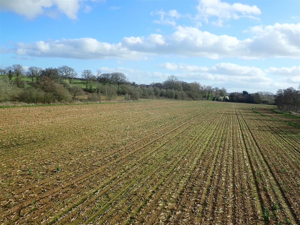 Property photo 2 of 12 P1010061.Jpg