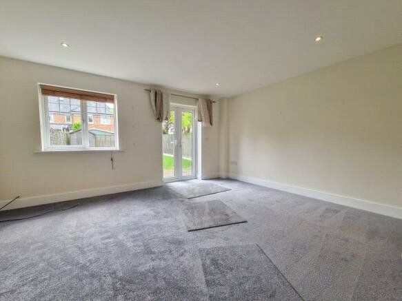 Property photo 3 of 9 Picture No. 05