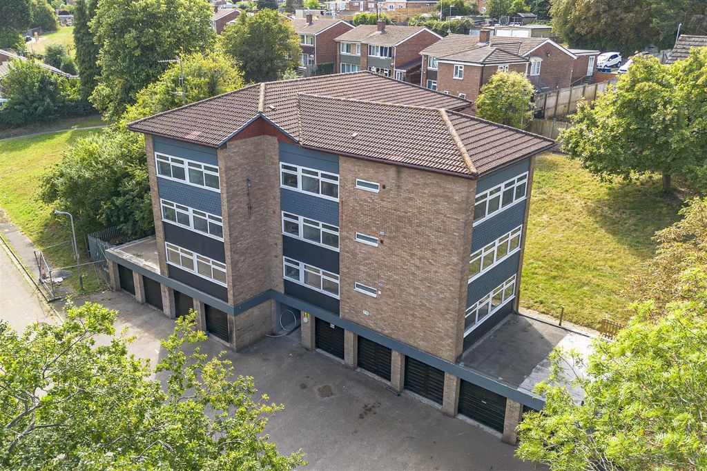 Property photo 1 of 5 Front Aspect