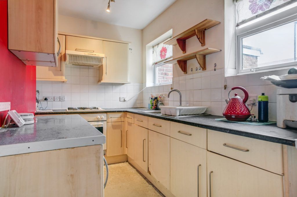 Property photo 2 of 19