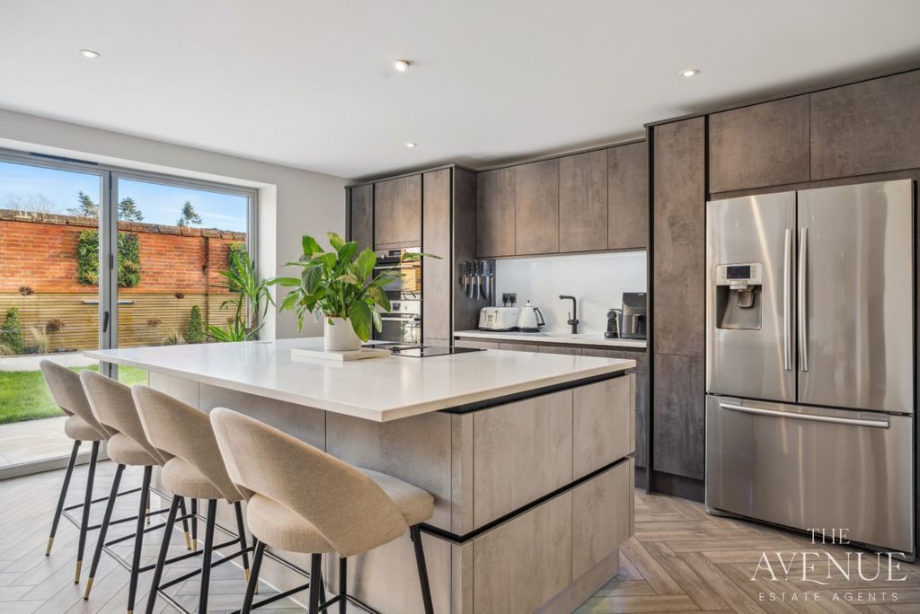 Property photo 3 of 30 4779054