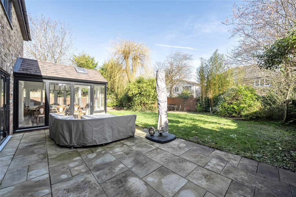Additional image 4 of 5 bed detached house for saleRuskin Court, Crowthorne, Berkshire RG45