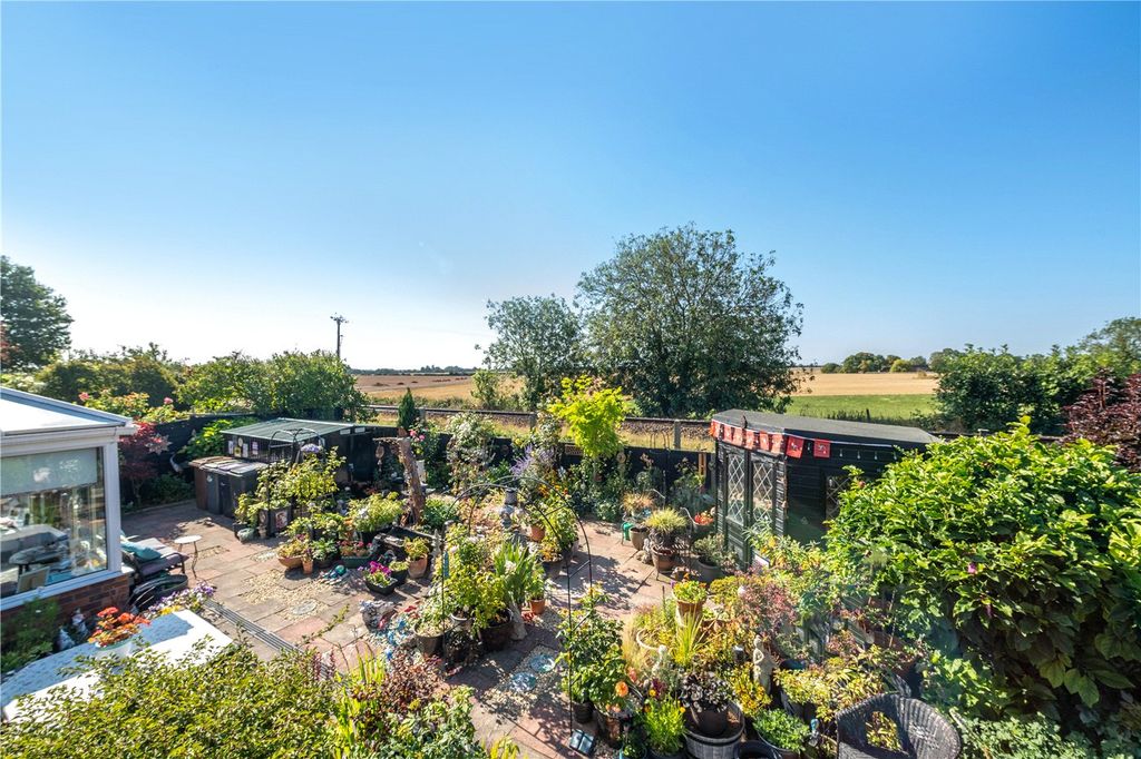 Property photo 2 of 12 Picture No. 20