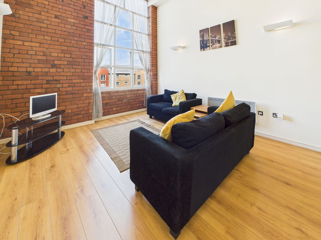 Property photo 2 of 11