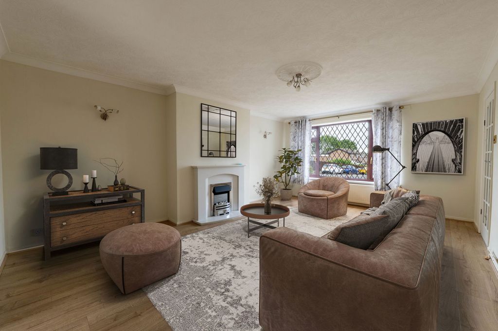 Property photo 2 of 26