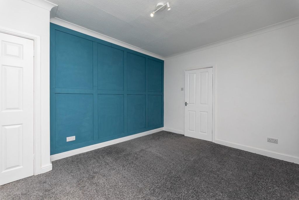 Property photo 3 of 15 5C5A8623.Jpg