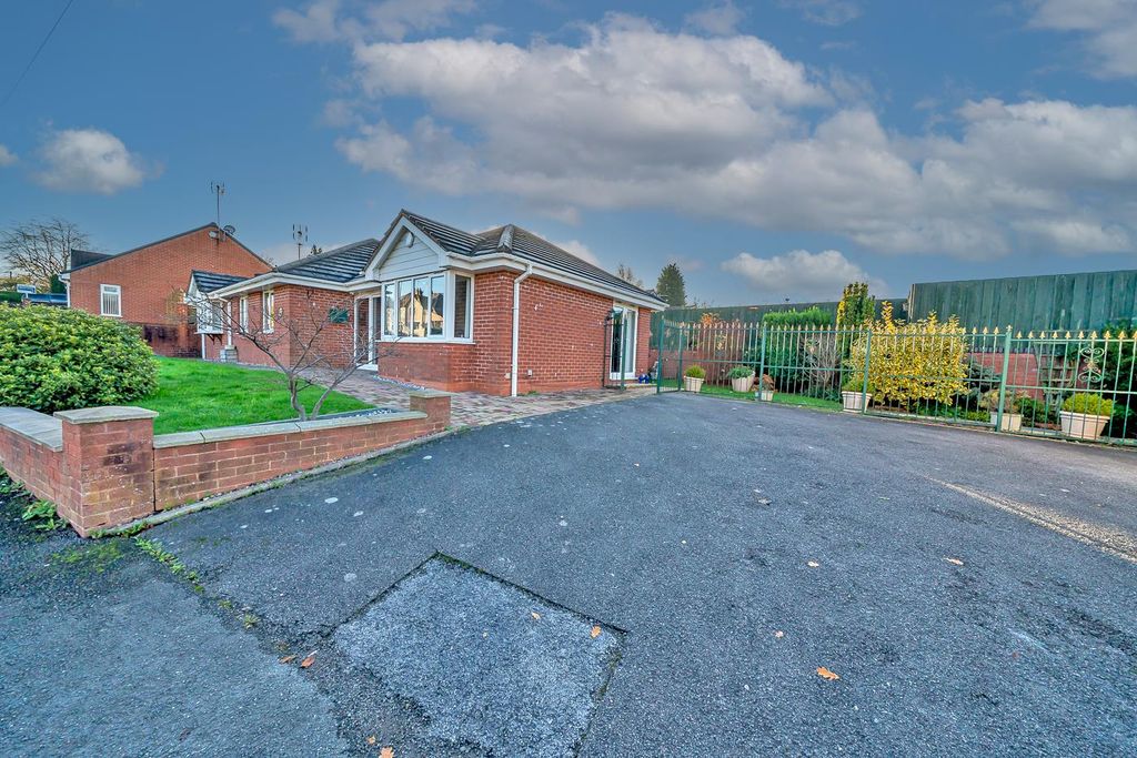 Property photo 1 of 25 Webbs-37.Jpg