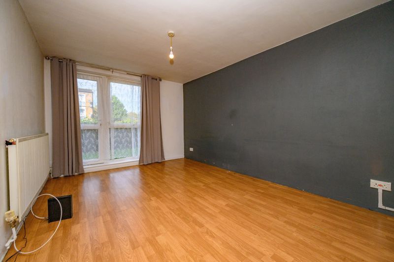 Property photo 3 of 9 Living Room