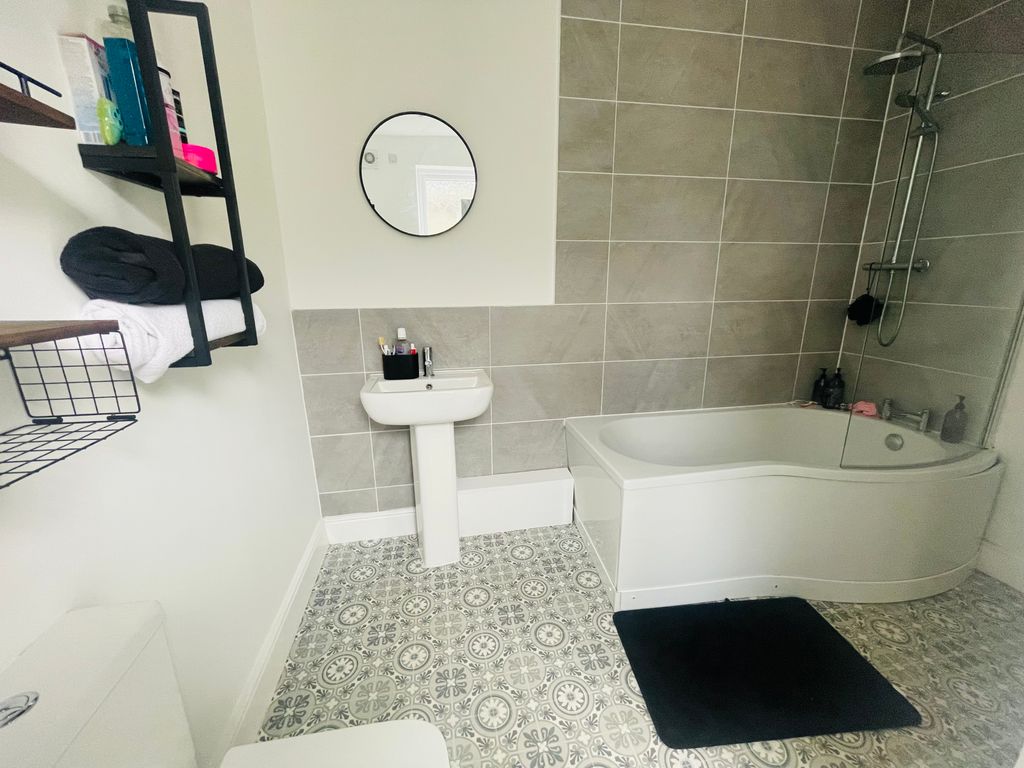 Property photo 2 of 18 Img_1037