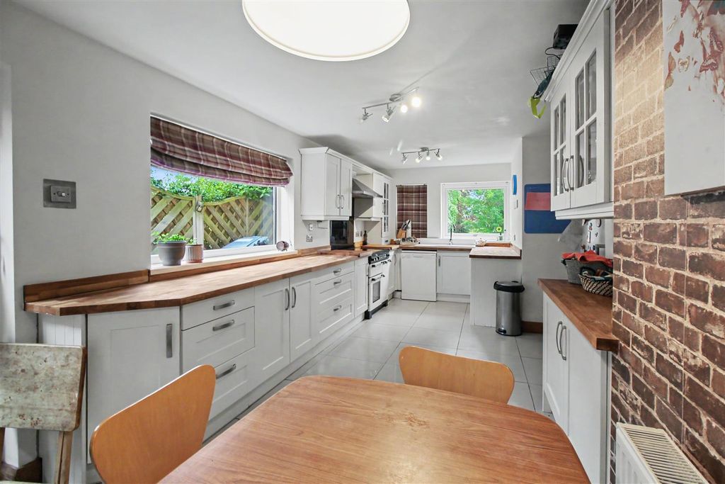 Property photo 3 of 31 Img_6348.Jpg