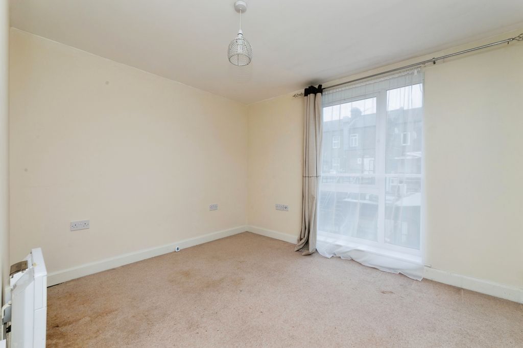 Property photo 3 of 15 Photography