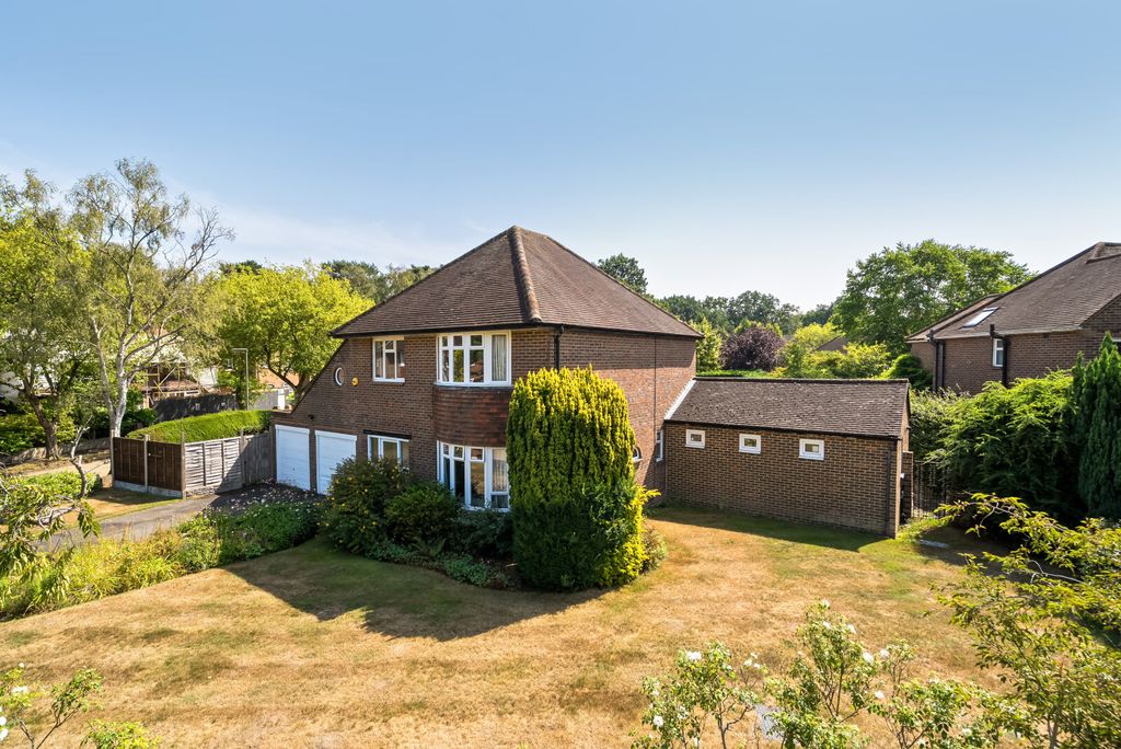 Property photo 1 of 23 1339682-1-689B41c...