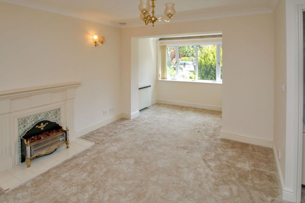 Property photo 3 of 9