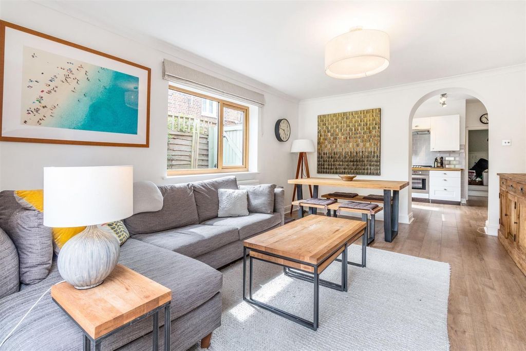 Property photo 2 of 15 H15.Jpg