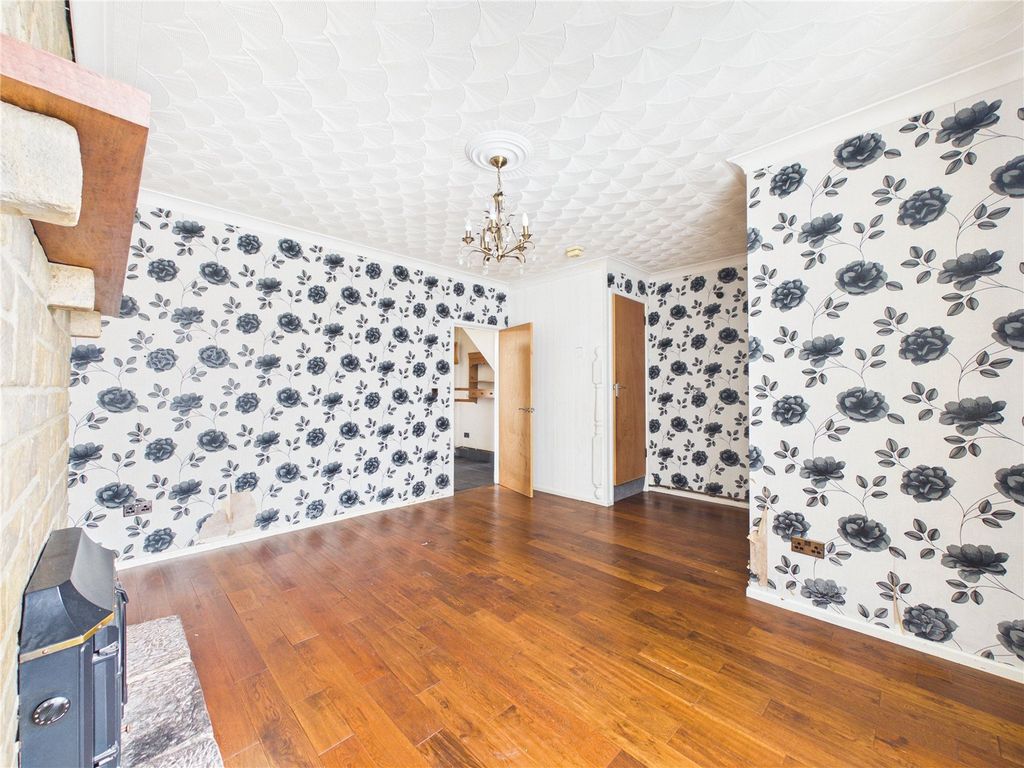 Property photo 3 of 17 Picture No. 12