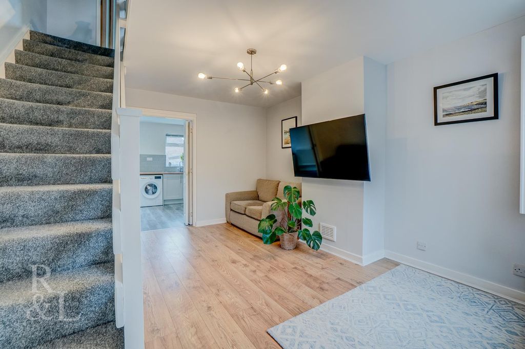 Property photo 3 of 17 B (7).Jpg