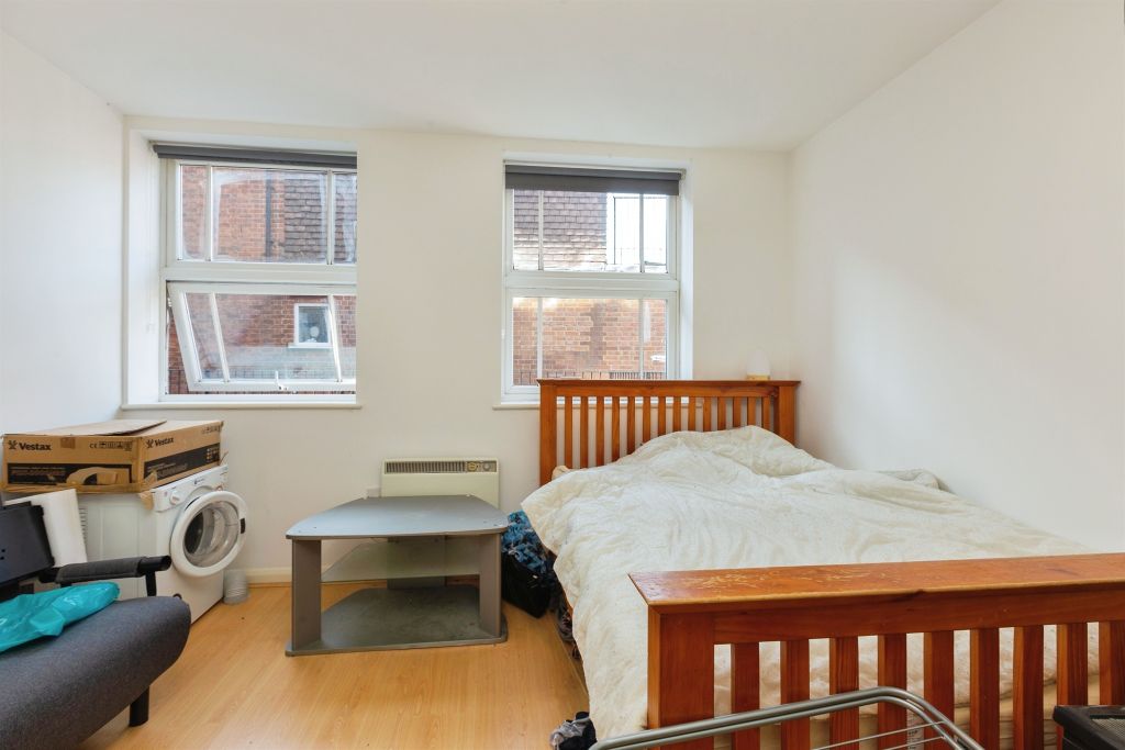 Property photo 3 of 9