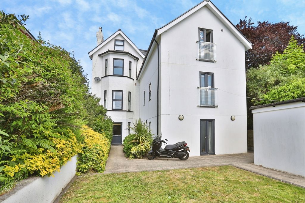 Property photo 1 of 12 Pbox-Img.Jpg