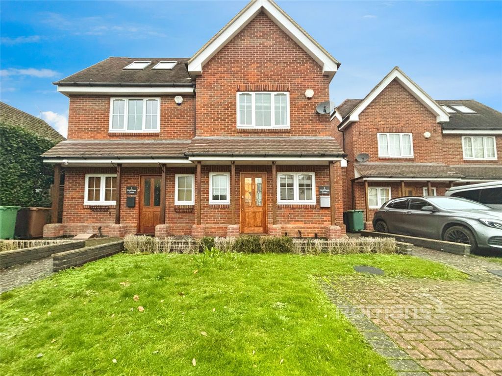 Property photo 1 of 22 Picture No. 11