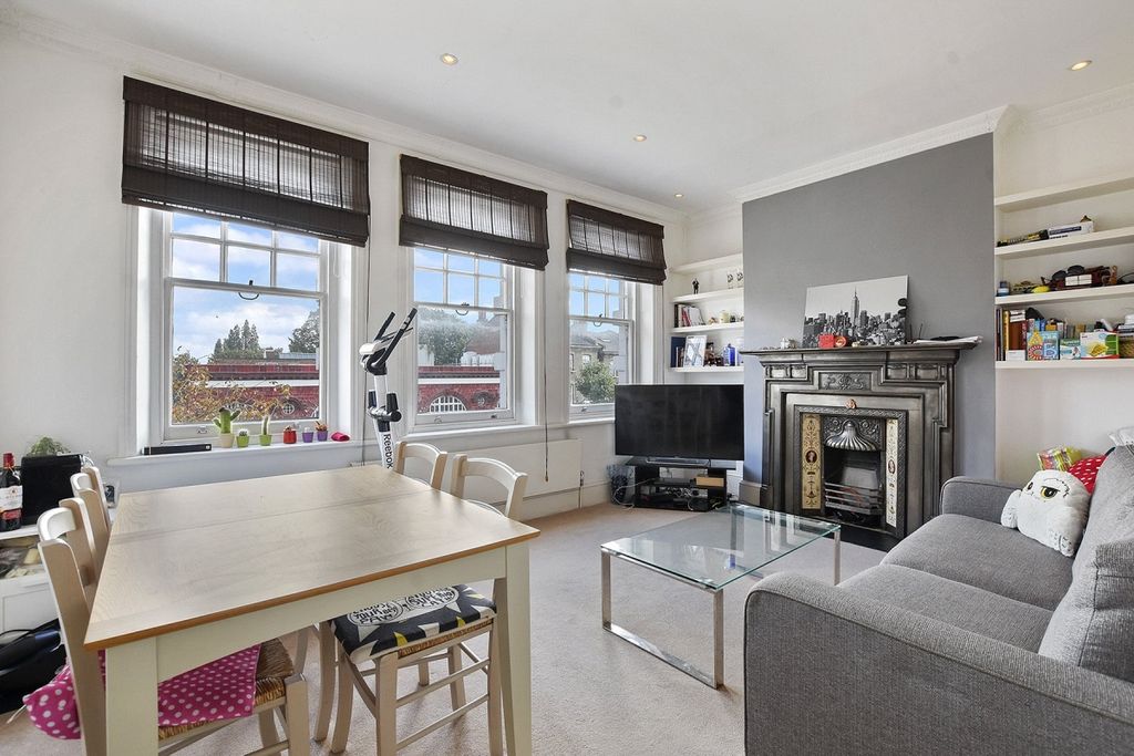 Property photo 1 of 8 11
