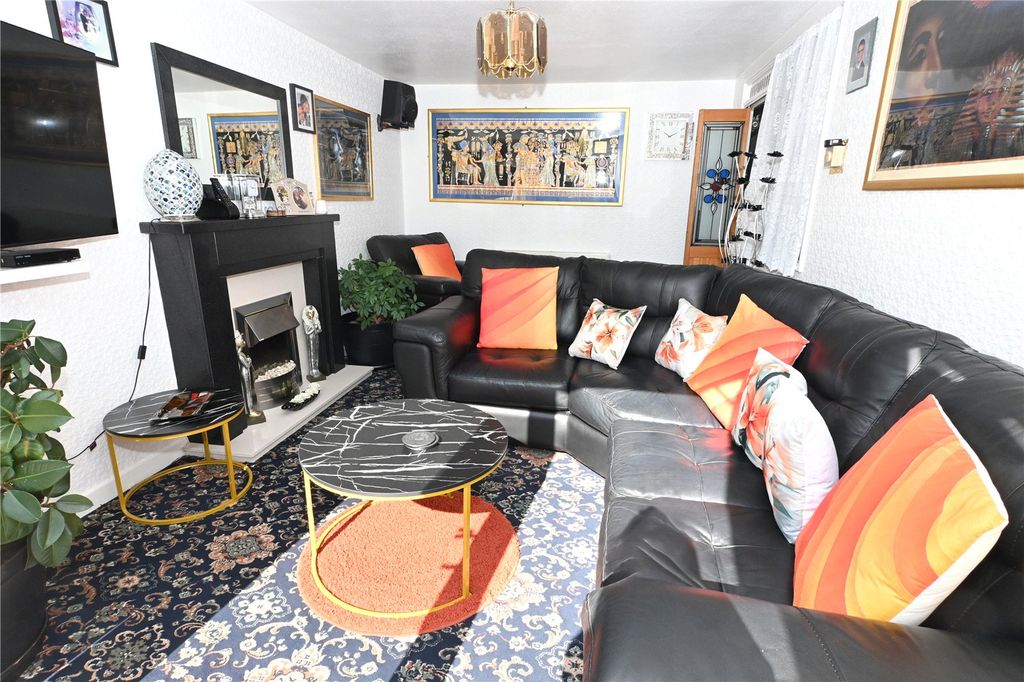Property photo 2 of 12 Picture No. 10