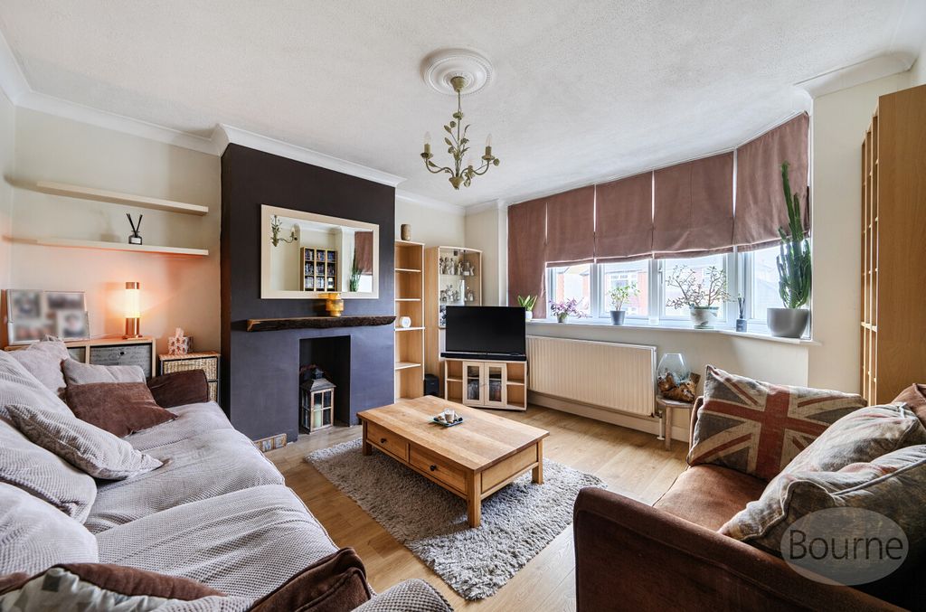 Property photo 2 of 22 B4F4Dda2-11E9-44B...