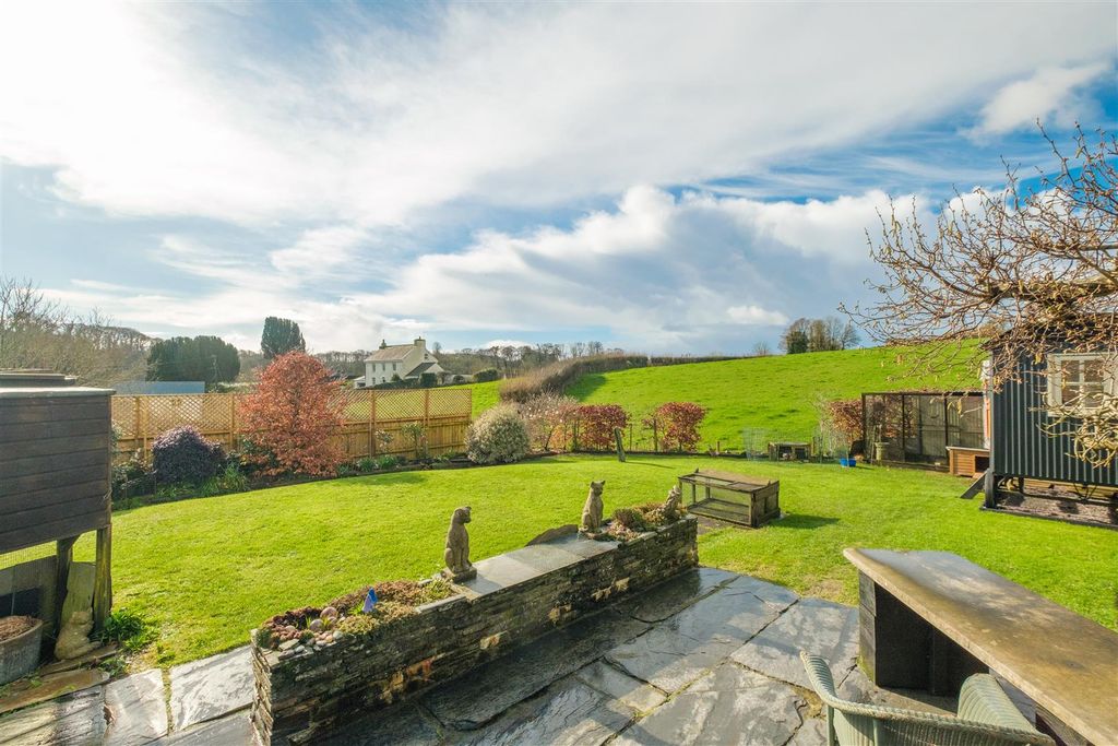 Property photo 3 of 22 Parry Myrtle Tideford05.Jpg