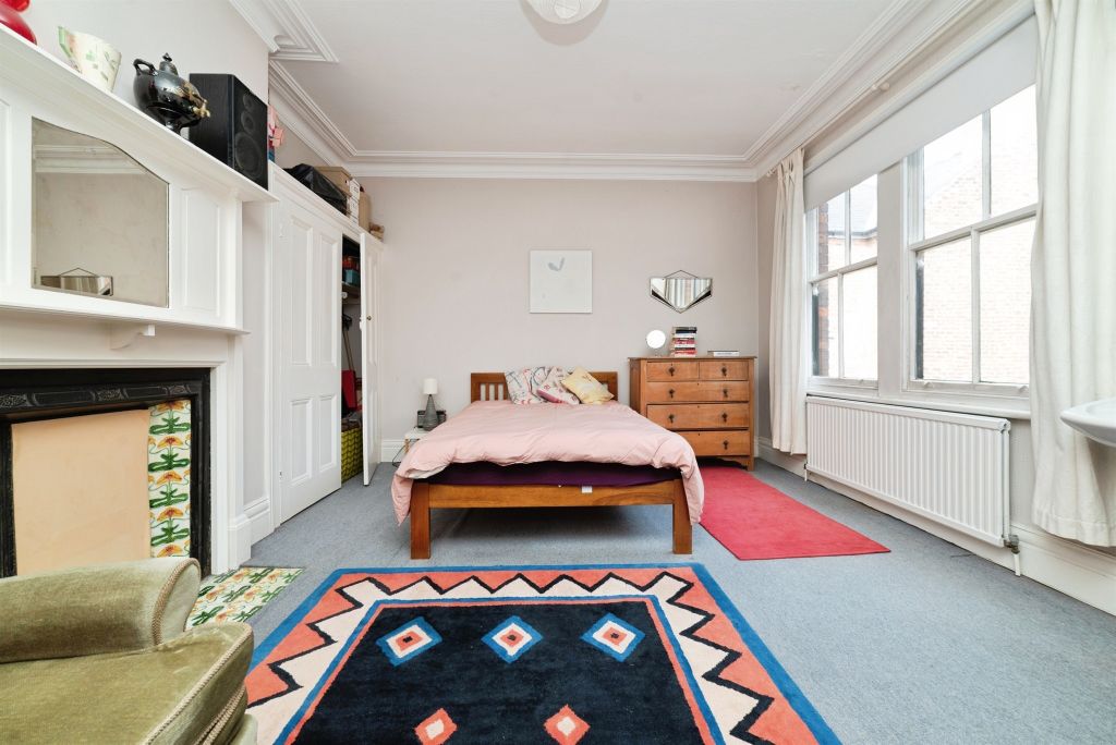 Property photo 3 of 21