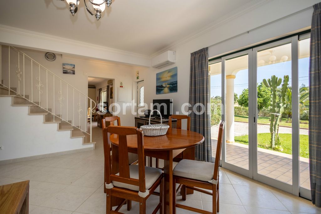 Property photo 2 of 39
