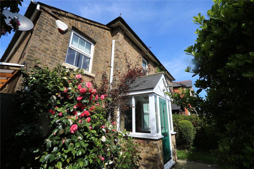 Property photo 1 of 14 Picture No. 16