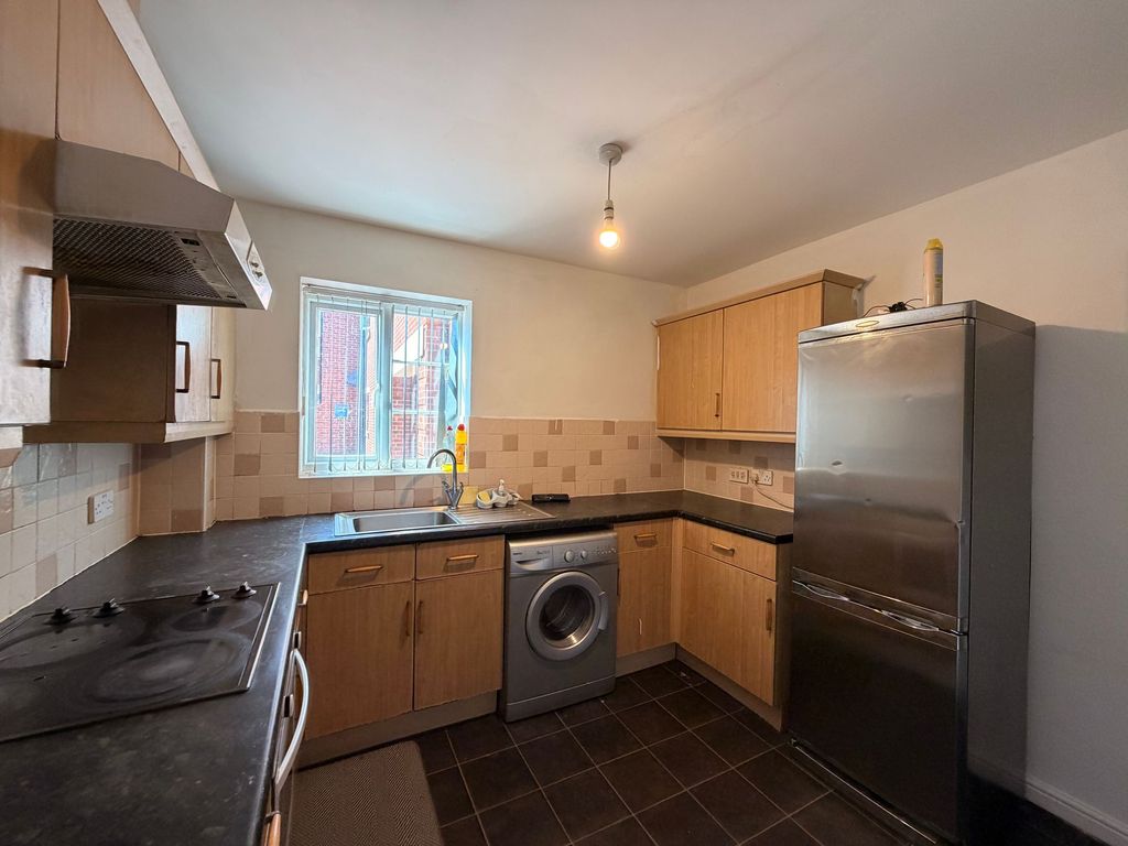 Property photo 3 of 14