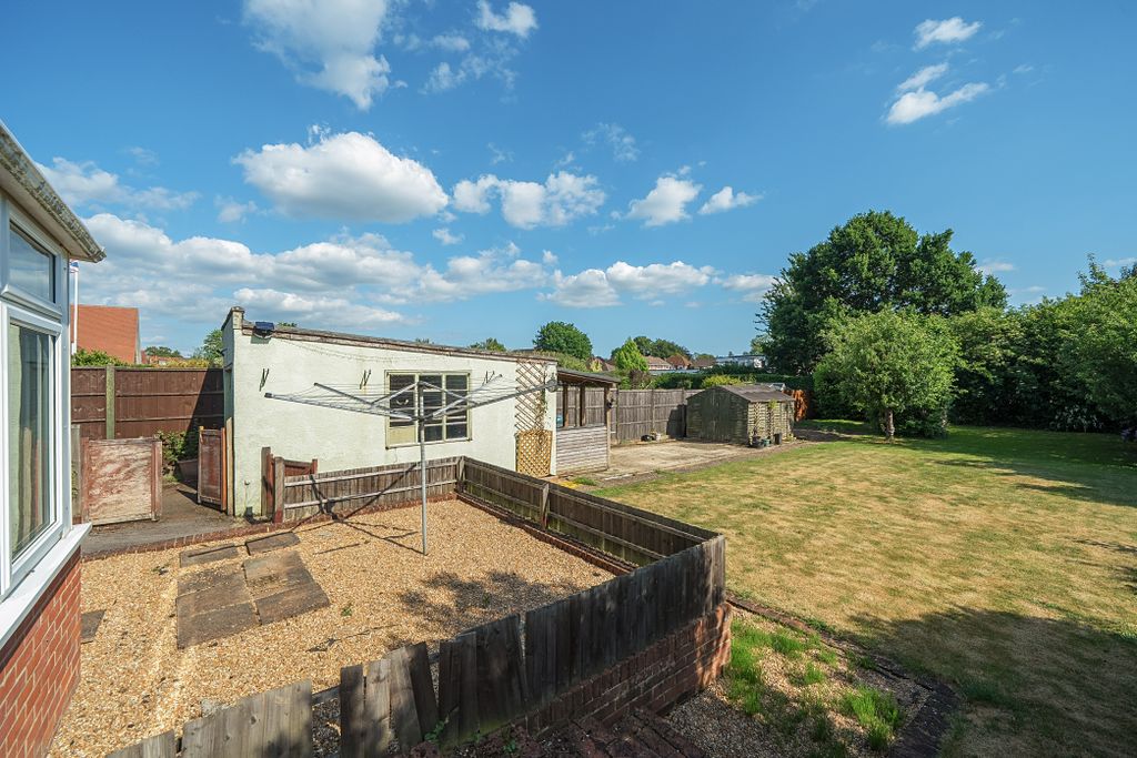 Property photo 2 of 11 2