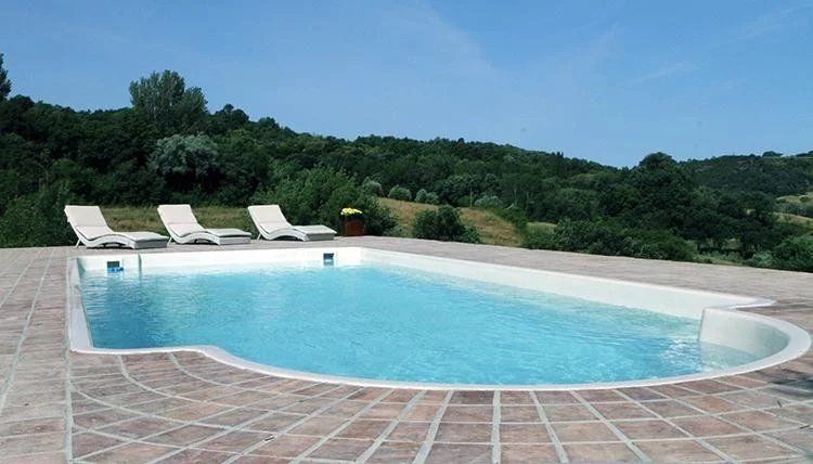 Property photo 2 of 26