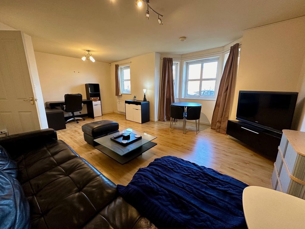 Property photo 1 of 6
