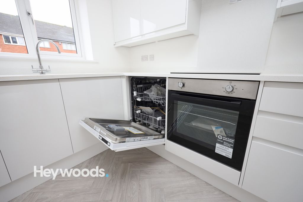 Property photo 3 of 47 0F1A5464