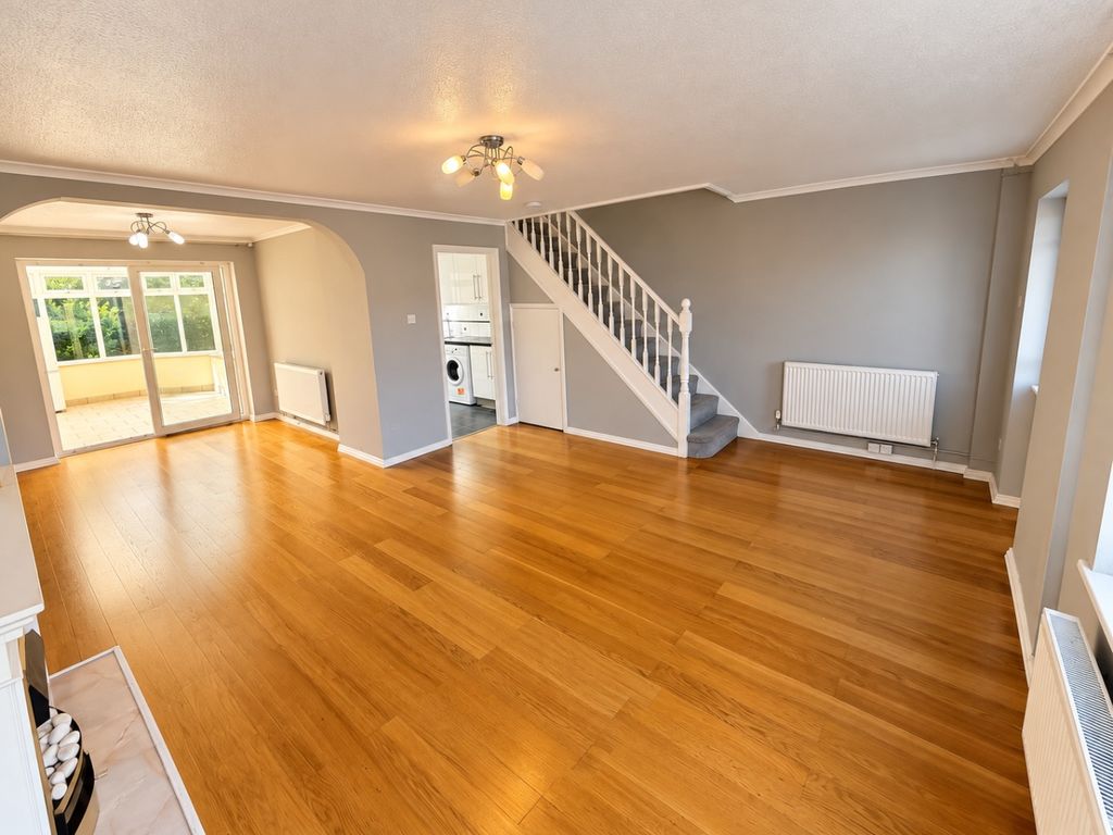 Property photo 3 of 10 5446162