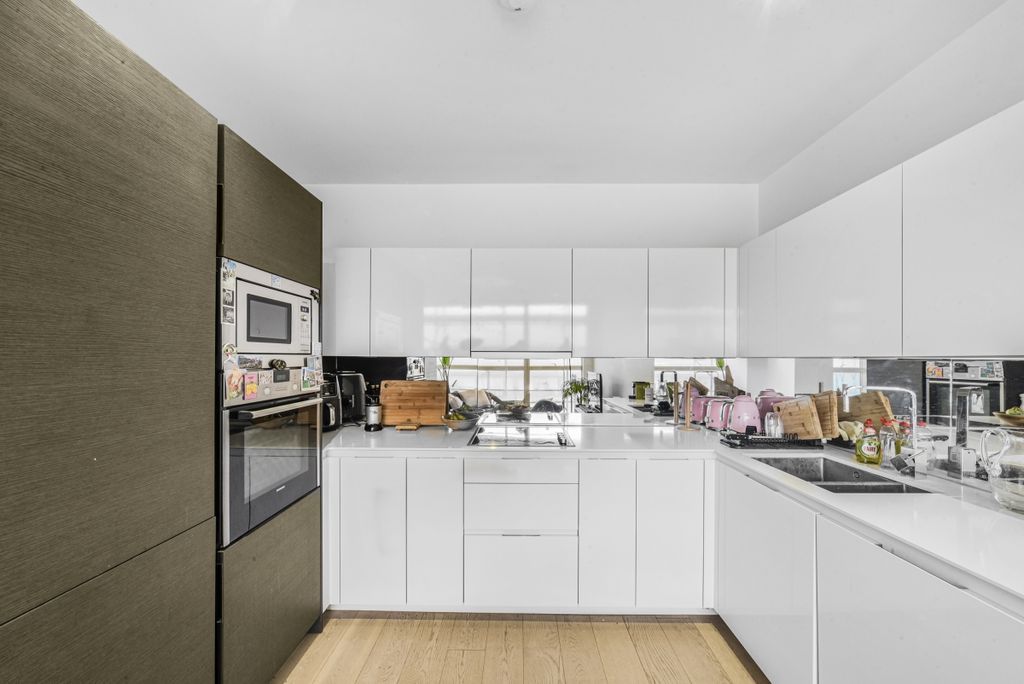 Property photo 2 of 11 Dsc_1950 _High