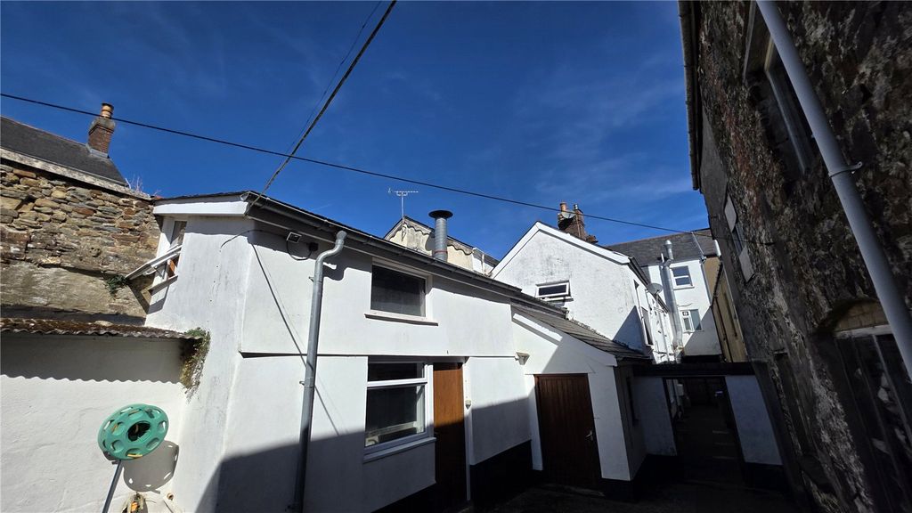 Property photo 1 of 8 Picture No. 01