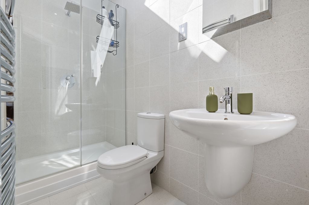 Additional image 15 of 5 bed barn conversion for saleThe Barn, Church Street, Billericay CM11