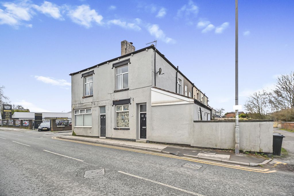 Property photo 3 of 24 Front (Exterior)